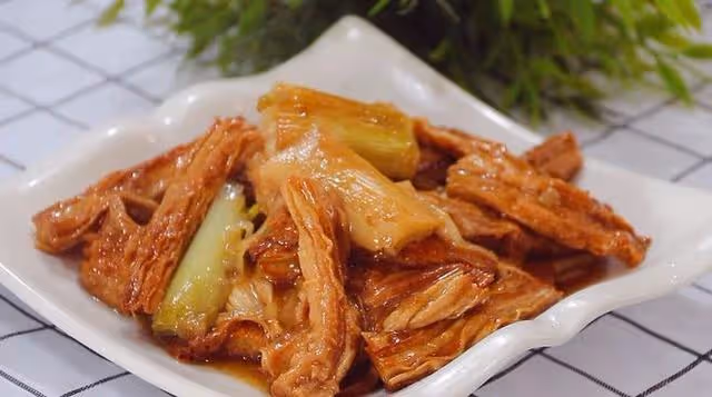 寧可不吃肉,也要吃這菜!蛋白質是牛奶13倍,嫩滑爽口,強健體魄