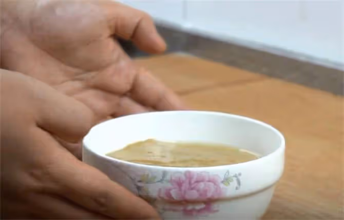 1碗麵粉2勺糖,不用電飯煲,做出來的發糕鬆軟開花,簡單零失敗
