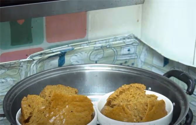 1碗麵粉2勺糖,不用電飯煲,做出來的發糕鬆軟開花,簡單零失敗