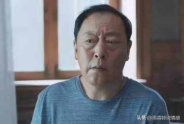 離婚回家當全職女兒,頓頓紅燒肉孝敬父母,不到半月爸媽棄房離去!