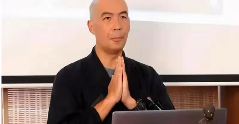 年輕時超帥的！46歲知名男星看破紅塵「出家13年」罕見出鏡「顯滄桑」網友差點不敢認
