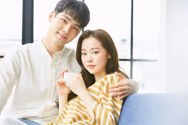 趁媳婦在家坐月子,老公把店轉讓給弟弟,婆婆:她生了娃不敢離婚