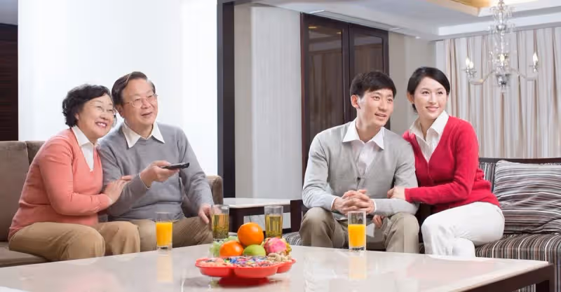 在娘家坐月子，回家發現房子被小姑子霸占，姑娘：這家我不要了