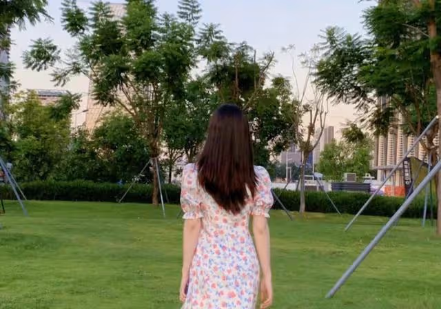 婆家有5套房,我想接我媽來住,公婆卻說老公沒義務給我媽養老