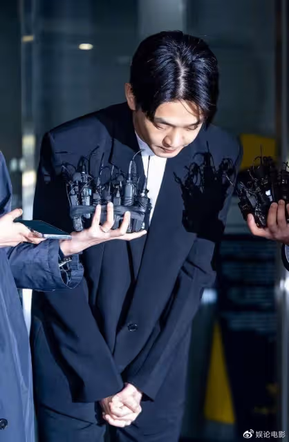 韓星劉亞仁體內檢測出七種毒品,網友:人間煉丹爐