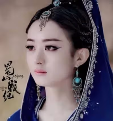 一把年紀還在扮嫩的女明星,就服這四位,觀眾看著都尷尬。