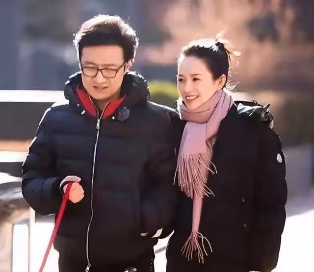 一把年紀還在扮嫩的女明星,就服這四位,觀眾看著都尷尬。
