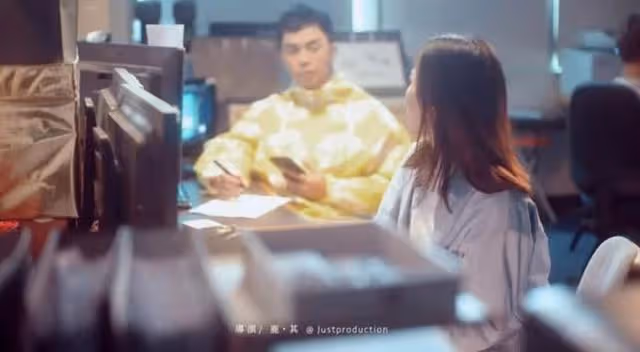 愛的經歷！TVB小生曝與富貴太太初期印象不好，稱對方豪氣又白痴