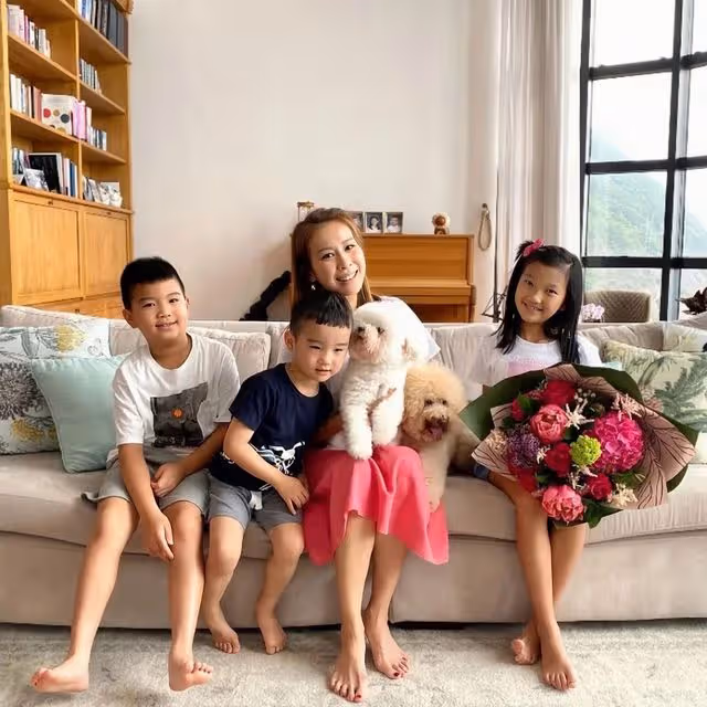 五料港姐冠軍曬女兒畢業照!小傢伙皮膚黝黑,被指有潛質做模特