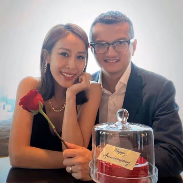 五料港姐冠軍曬女兒畢業照！小傢伙皮膚黝黑，被指有潛質做模特
