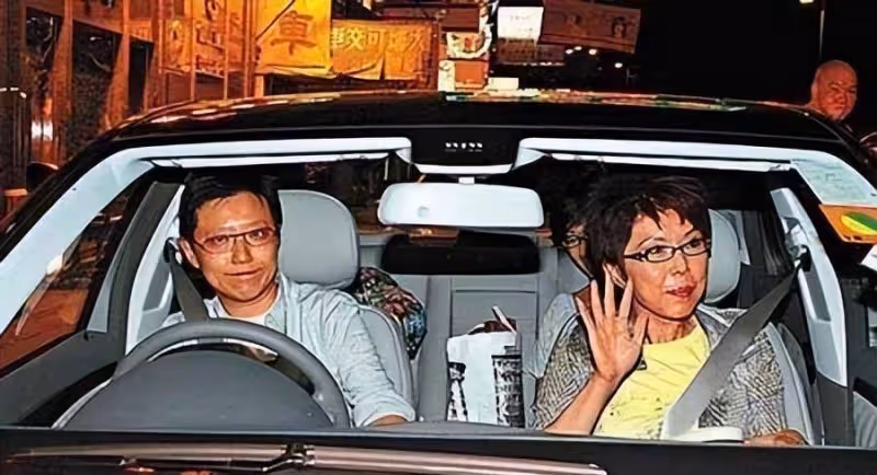 關菊英:嫁音樂才子演活角色,晚年開啟第二春,與同性密友很相愛