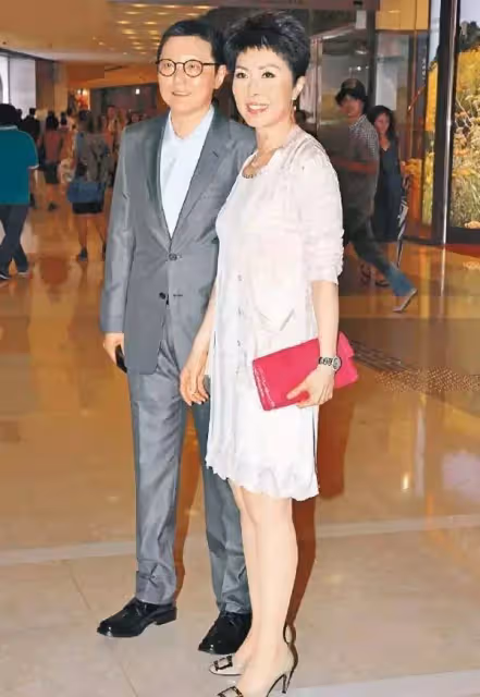 關菊英:嫁音樂才子演活角色,晚年開啟第二春,與同性密友很相愛