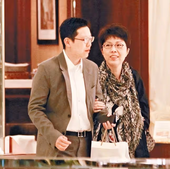 關菊英:嫁音樂才子演活角色,晚年開啟第二春,與同性密友很相愛