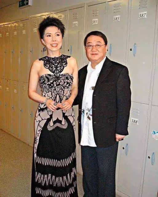 關菊英:嫁音樂才子演活角色,晚年開啟第二春,與同性密友很相愛
