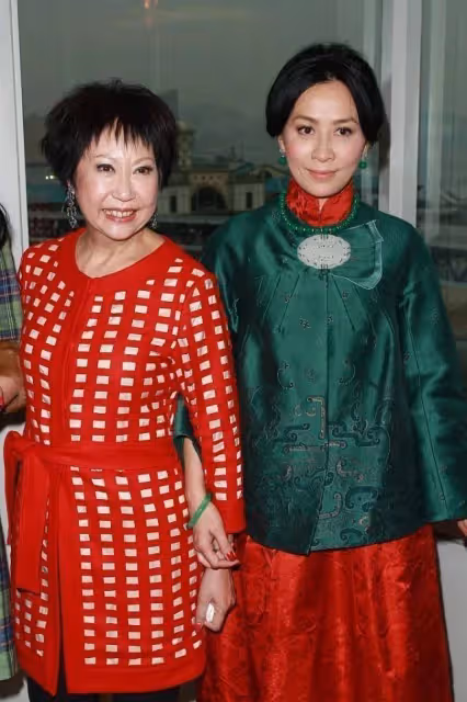 劉嘉玲同框曾華倩輸慘了!一個滄桑盡顯,一個風韻猶存,差距立顯