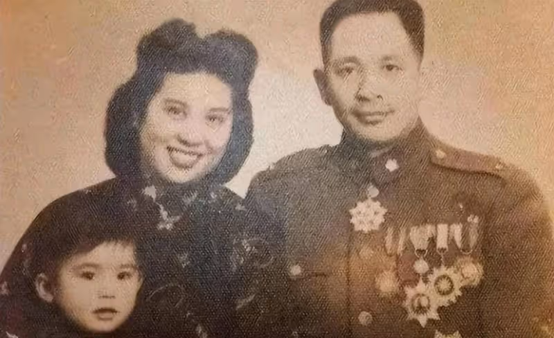 1984年,許昌農村女教師突然得知:父親是台灣富商,妹妹是林青霞