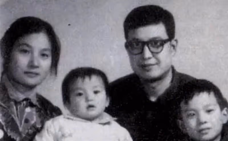 1984年，許昌農村女教師突然得知：父親是台灣富商，妹妹是林青霞