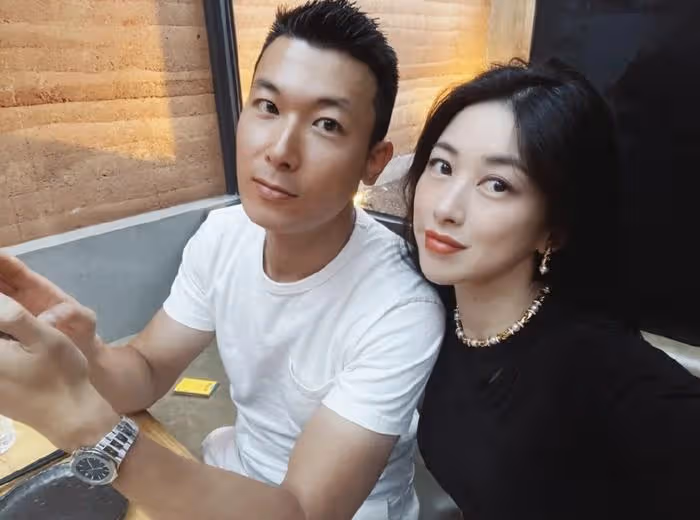 朱珠深夜秀恩愛,老公王昀佳被嘲面相不好,被調侃是富婆收割機