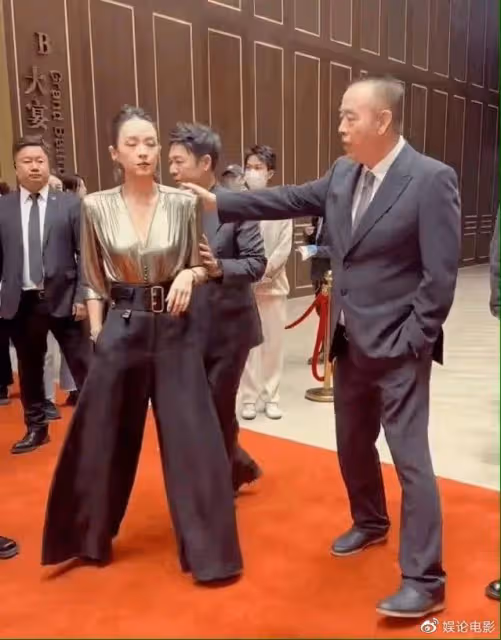 陳凱歌也太難了,這部新片太多明星演出,每次活動C位都是老大難