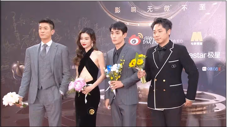 85花集體缺席微博之夜,但精彩不打折,清純女星集體放飛自我