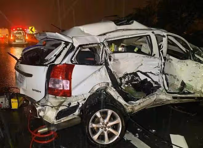 31歲男歌手車禍去世!現場慘烈車輛嚴重變形,同行女性也遺憾身亡