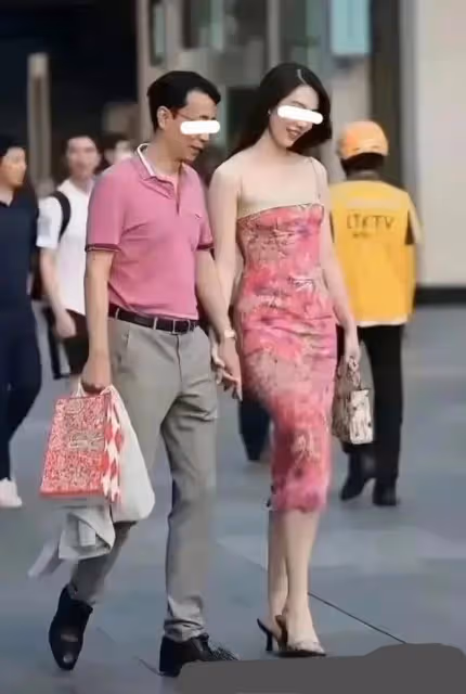 牽手門董小姐私生活信息被扒,家境優越還是騙錢跑路令人真假難辨