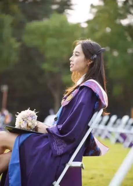 賭王幼女去清華附小當老師，曾被傳是利智的孩子，難怪賭王偏愛她