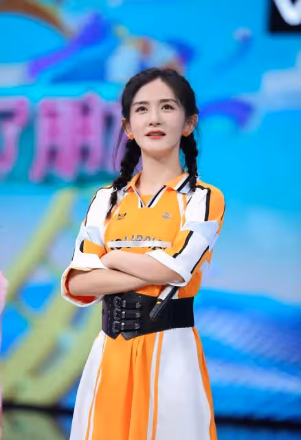 何炅的離開,《浪姐》觀眾的討伐,謝娜的虛假好人緣早被撕開了