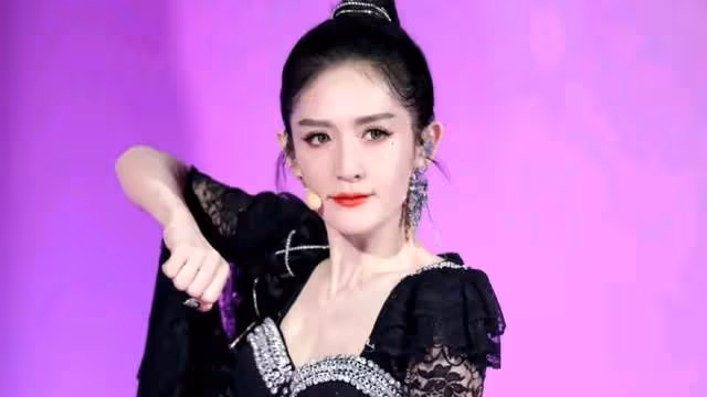 何炅的離開，《浪姐》觀眾的討伐，謝娜的虛假好人緣早被撕開了