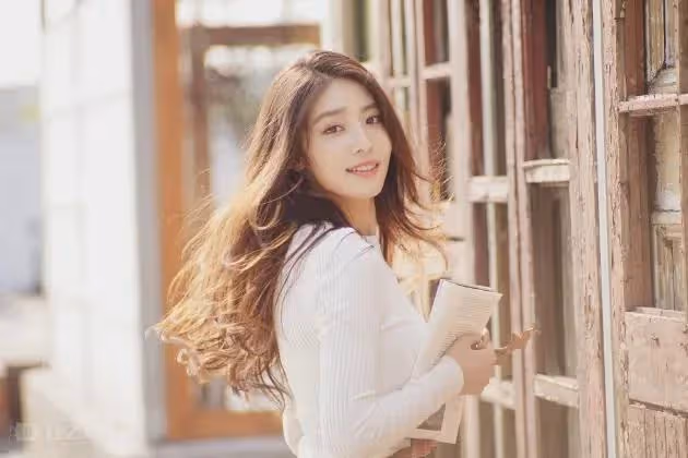 《你給我的喜歡》慶功宴,王子奇王玉雯同框秀恩愛,女配美爆