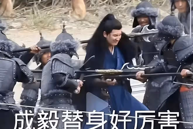 成毅鄭業成風波升級,更多替身細節被扒,楊紫無辜「躺槍」
