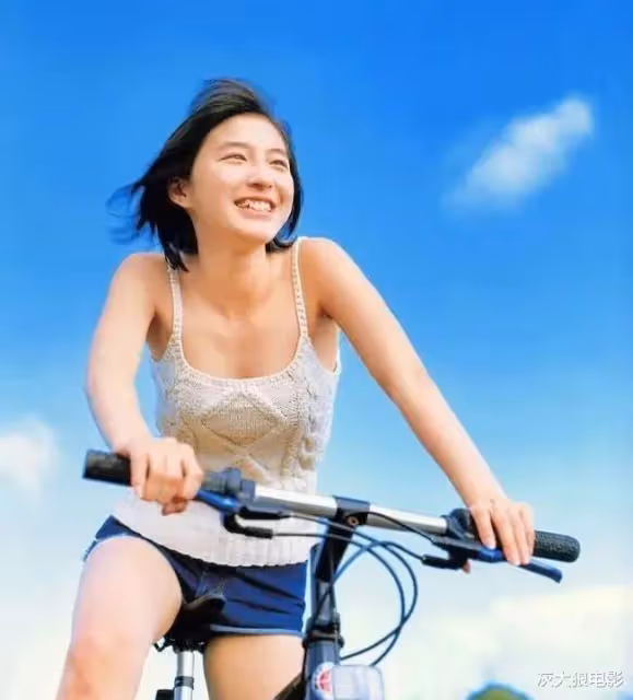 日本熟女影星被爆出軌,對象竟是個胖廚子?