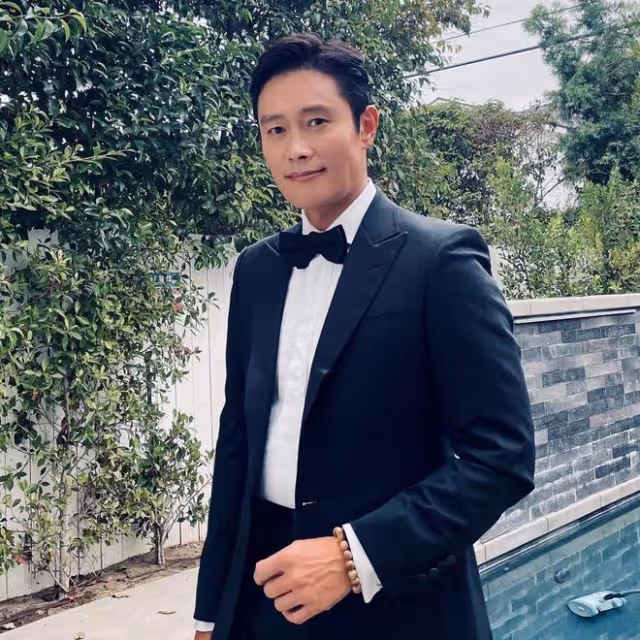日網票選40代人氣韓劇男神TOP10!李棟旭第七,玄彬才第五,李准基第四,冠軍實至名歸