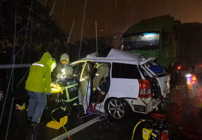 突傳噩耗!31歲歌手古家齊與女友車禍身亡,疑因暴雨導致操作不當