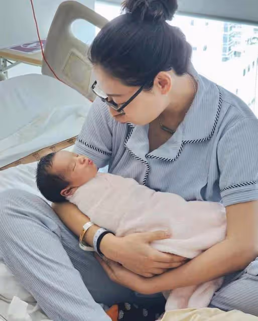 曹雲金前女友宣布產子！分娩過程驚險痛苦，富商老公心疼許下承諾