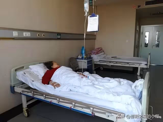 兒子買房我出30萬,他結婚卻沒邀請我,3年後兒子登門,我醒悟了