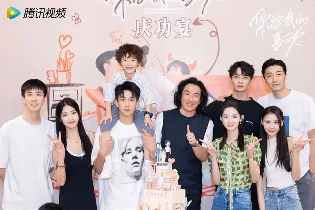 王子奇、王玉雯首次同框走紅毯，三搭的默契！