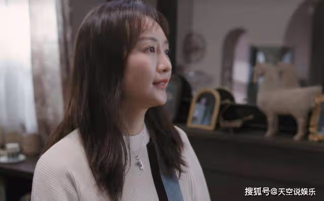 《熟年》大熱天還燒壁爐?倪偉貞的小資生活,離不開火焰的襯托