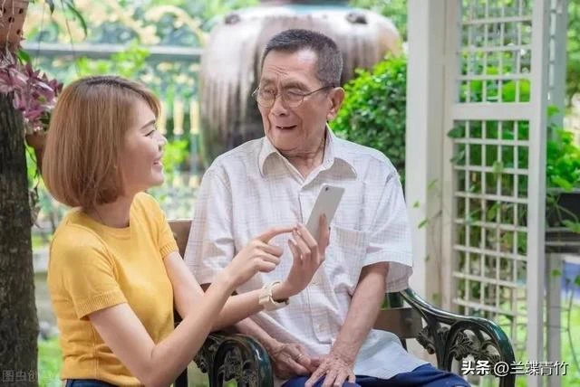 侄子結婚買房，我借給35萬，第二天，弟弟打來電話，說錢不還我了
