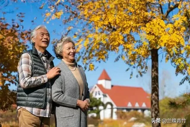 侄子結婚買房，我借給35萬，第二天，弟弟打來電話，說錢不還我了