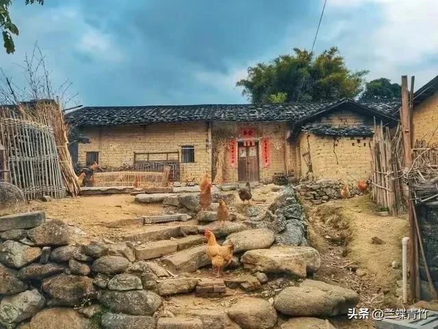 侄子結婚買房，我借給35萬，第二天，弟弟打來電話，說錢不還我了