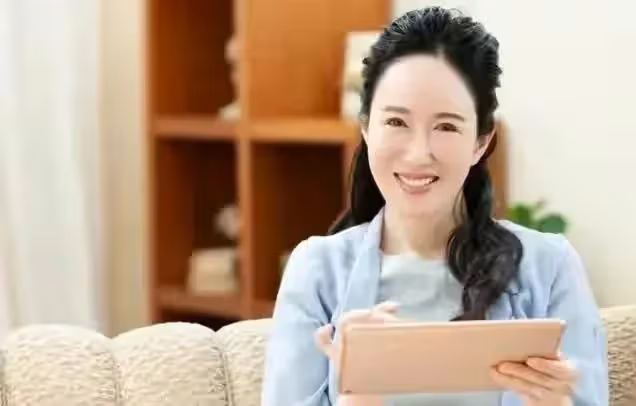 同事租我房子1年,我結婚她沒來,於是我跟她要一年的房租10000元