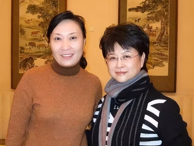 退休不到半年!55歲名主持離世「留26字遺言」惹鼻酸 生前「開節目救老百姓」卻罹腸癌晚期