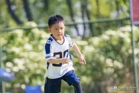 同學買房借我6萬，他拿到錢就把我拉黑，5年後同學登門，我明白了