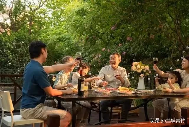 同學買房借我6萬,他拿到錢就把我拉黑,5年後同學登門,我明白了