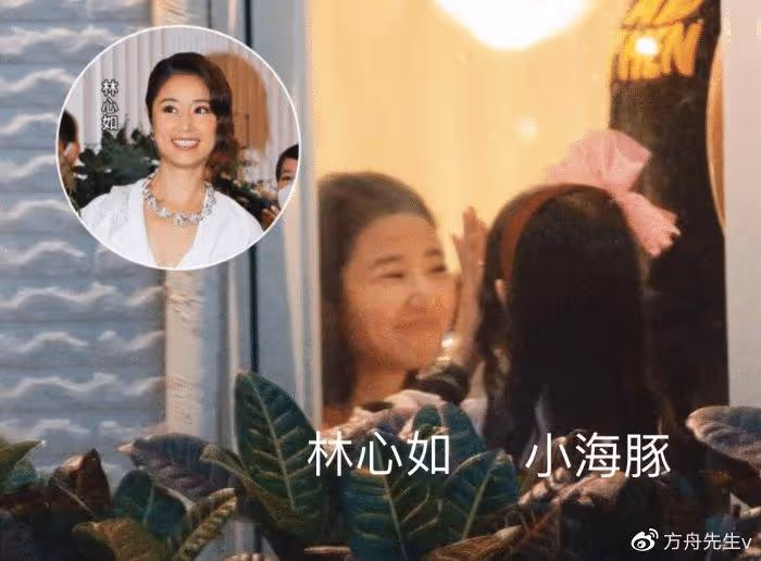 霍建華悄悄返台陪老婆看演唱會,甜摟林心如放閃,再打臉婚變謠傳