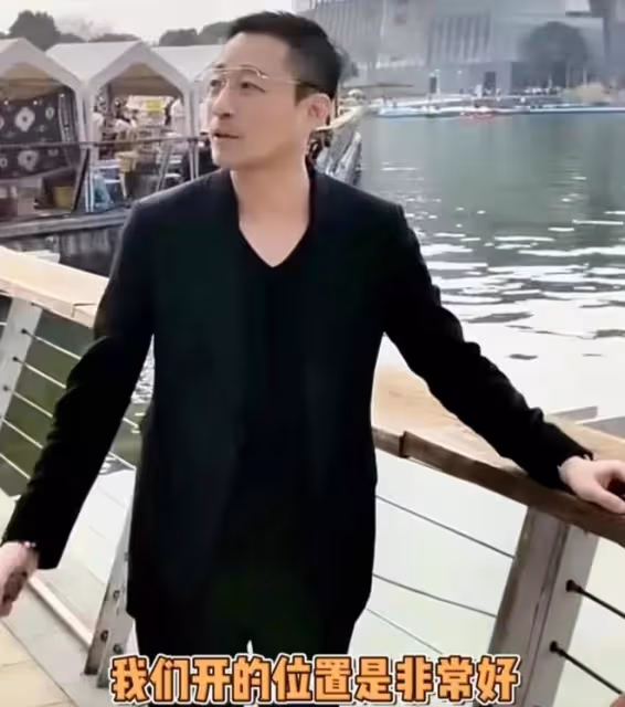 汪小菲怒斥麻六記副總裁,重慶裝修店面質量差,負責人當場被開除
