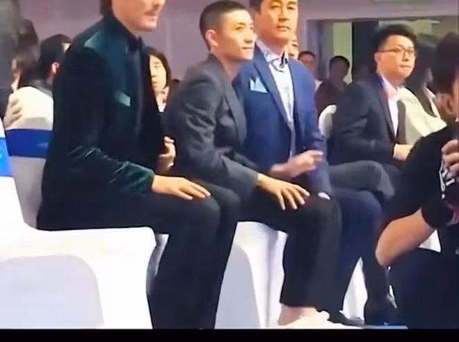 演員嘎子:帶老婆參加2023年微博之夜,被主辦方告知網紅不許入內