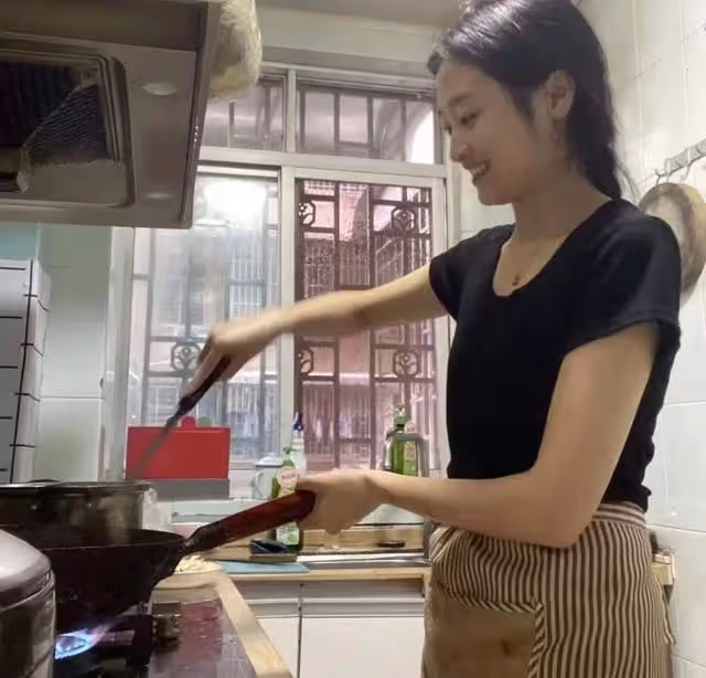90後開始做全職兒女:把父母當老闆,關係更好了