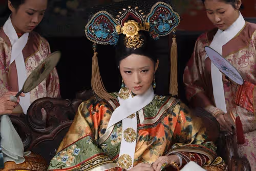 這8位「微胖」女星的身材才是曲線美,性感又火辣